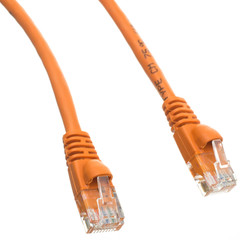 200 foot Cat5e Black Ethernet Patch Cable Snagless/Molded Boot 10X6-022200 